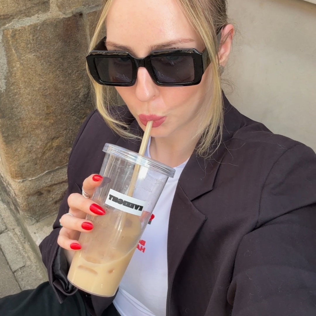 SUNNIES 01