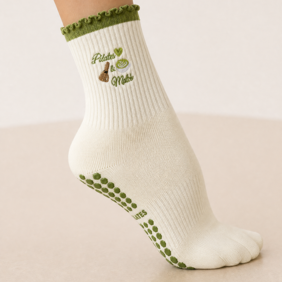 Girly Pilates Socks 01